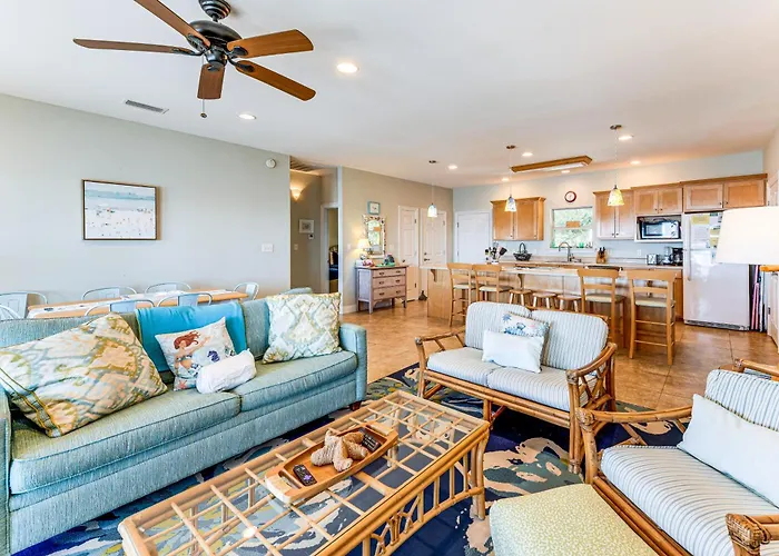 Gem W/ Beachfront Patio & Sunset Pier! Gulf Shores